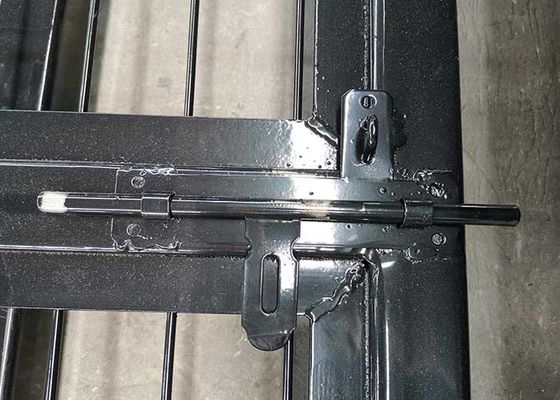 fechamento soldado do roubo de Gate With Anti da cerca do ferro da oxidação porta resistente