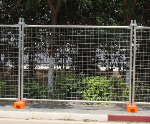 o tubo provisório do fio de aço de Public Safety Mild da cerca da barreira da altura de 6ft soldou