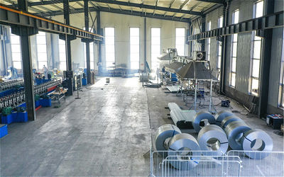 Hebei Bending Fence Technology Co., Ltd linha de produção da fábrica