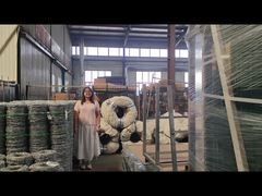 Método de embalagem de arame farpado usado na parte superior da cerca 3D