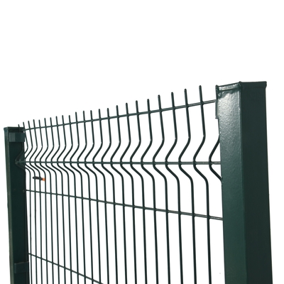 Cercas externas 3d curvas revestidas de PVC de malha de arame elétrico soldado para jardim e proteção agrícola