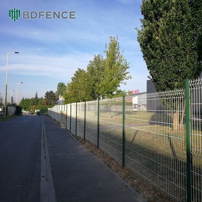 Metal decorativo exterior 3D da casa que dobra o fio curvado V Mesh Garden Fence de Panel Welded Rigid da cerca