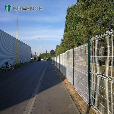 Metal decorativo exterior 3D da casa que dobra o fio curvado V Mesh Garden Fence de Panel Welded Rigid da cerca