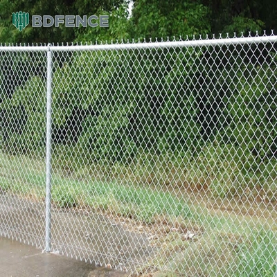 6ft 8ft Chain Link Fence com PVC revestido e acabamento galvanizado