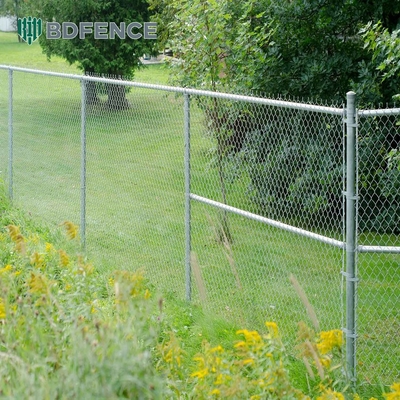 Cercas de fio de ciclone para jardim em 8ft de altura e 2,0-6,0mm de diâmetro de fio