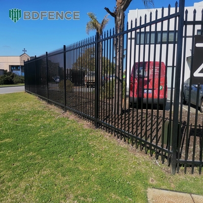 6Ftx8Ft Jardim Cercas de metal preto Cercas de aço galvanizado anti-ferrugem