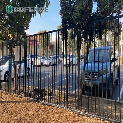 Residencial Metal Picote vedação painel preto pó revestido quadrado tubo anti-ferrugem vedação de aço galvanizado