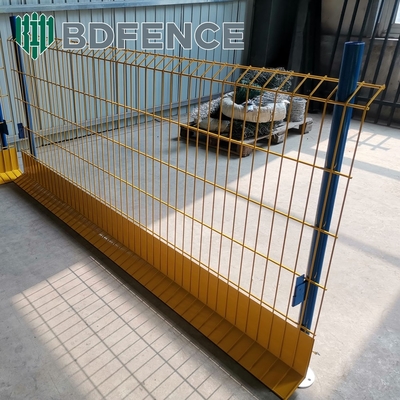 Q235 Cercas de proteção de borda de malha de aço com painel de dedos para construção
