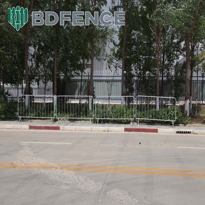 Barreiras metálicas para pedestres com distância interna do tubo 110 mm 120 mm 150 mm