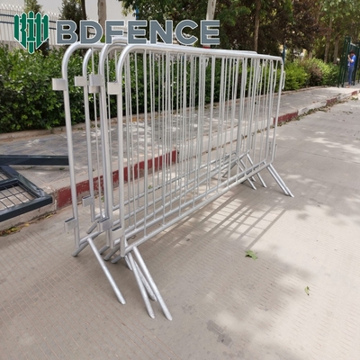 Cercas de perímetro temporário 3D / Cercas de barreira de multidão 2,4 x 2,95m