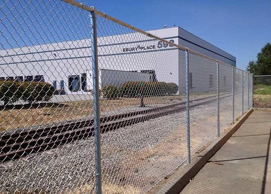 8 Ft Galvanizado PVC revestido Cyclone Wire Mesh Chain Link Fence Roll Para Filipinas