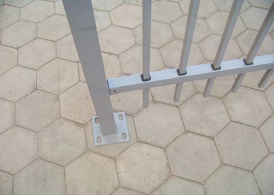 Jardim Preto Moderno Painéis de Tubos Quadrados de Postes de Zinco Ferro Forjado Cercas de Aço com 7 pés de largura