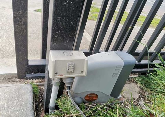 Fenda de material de tubo de aço de montagem fácil Q195 ou Q235 para proteção de quinta de jardim em casa