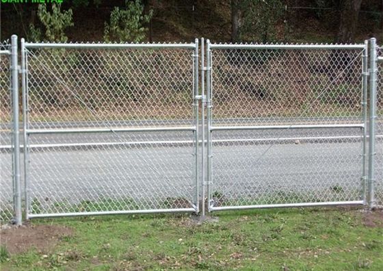 o quadro do metal de Gate Pvc Coated da cerca do jardim do metal do furo de 50x200mm soldou a rede de arame