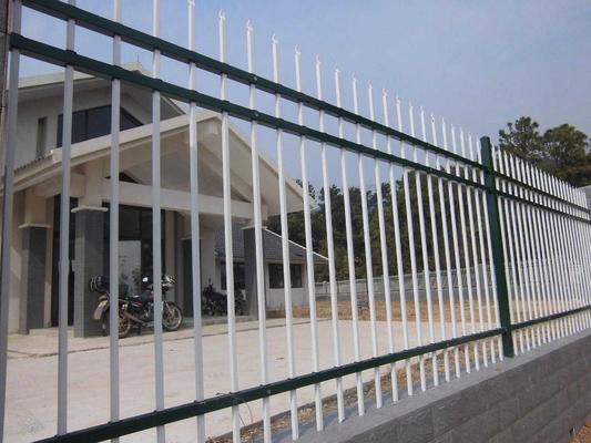 Cercas de aço de jardim com lança preta em cima painéis de aço tubular galvanizado 2.4mL x 2mH